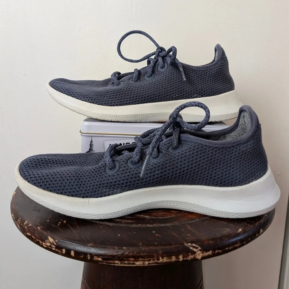 Allbirds Tree Runners Navy Blue Eucalyptus Sneakers Womens Size 9‎ TR W9